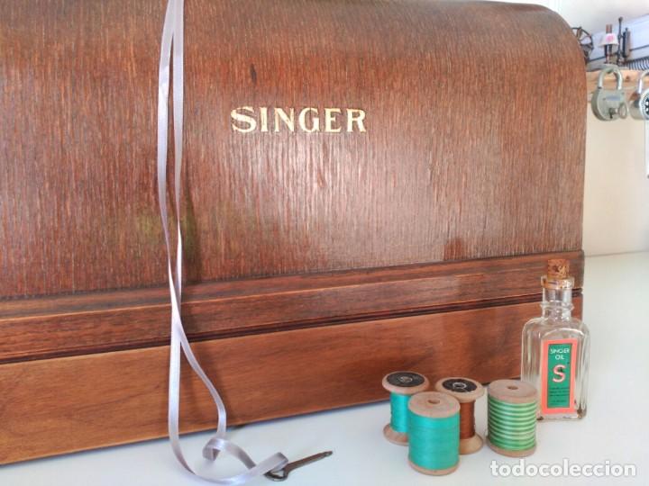 Antig&uuml;edades: Maquina coser Singer - Foto 1