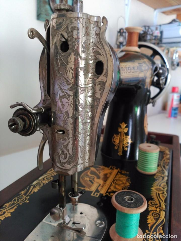 Antig&uuml;edades: Maquina coser Singer - Foto 6
