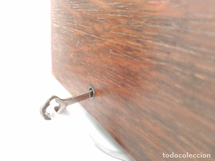 Antig&uuml;edades: Maquina coser Singer - Foto 7