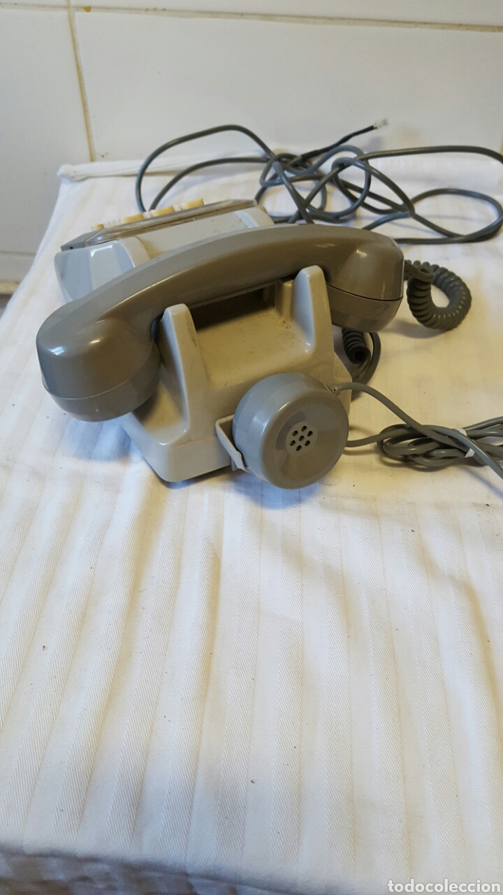 Tel&eacute;fonos: Tel&eacute;fono antiguo - Foto 5