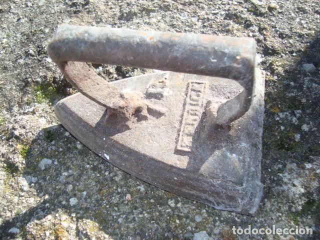 Antig&uuml;edades: PLANCHA MUY ANTIGUA - Foto 1