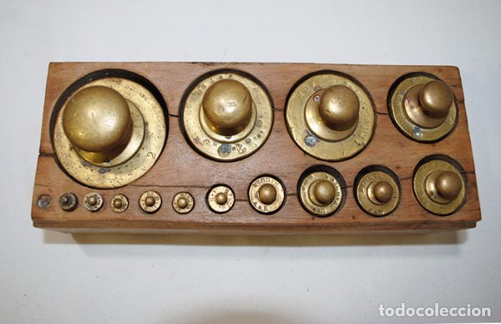 Antig&uuml;edades: JUEGO DE 14 PESAS MUY ANTIGUO - Foto 6