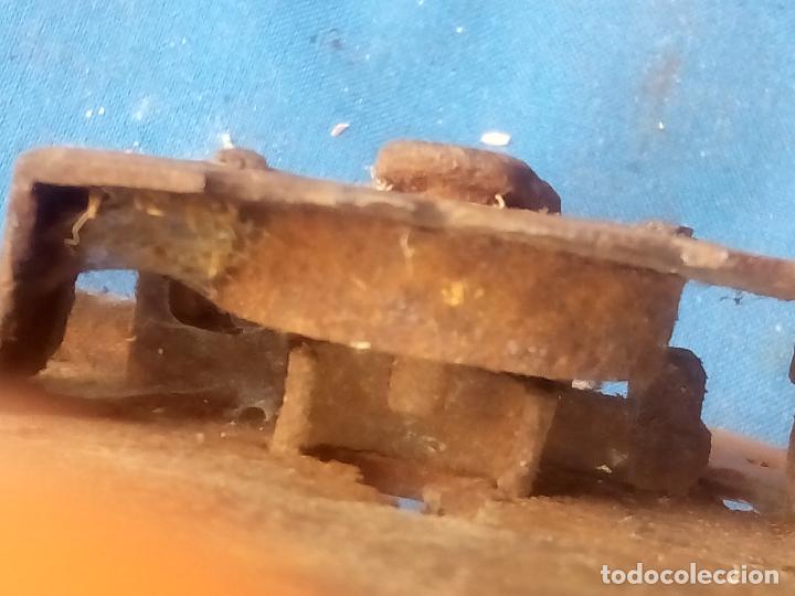 Antig&uuml;edades: Cerradura. Bargue&ntilde;o. Arca. - Foto 7