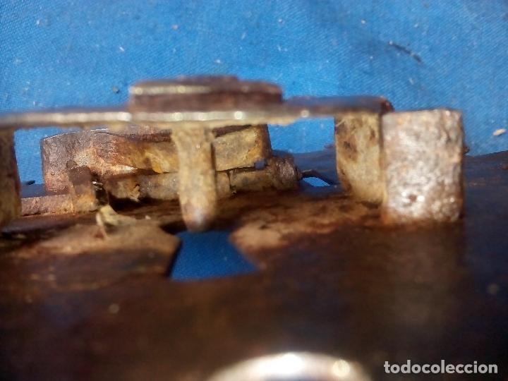 Antig&uuml;edades: cerradura. Bargue&ntilde;o. Arca. - Foto 9