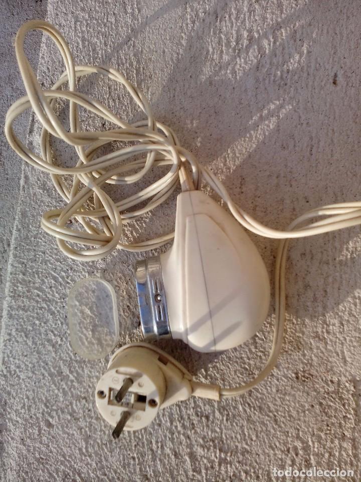 Antig&uuml;edades: Maquina de afeitar Philis Shave. Funciona - Foto 3