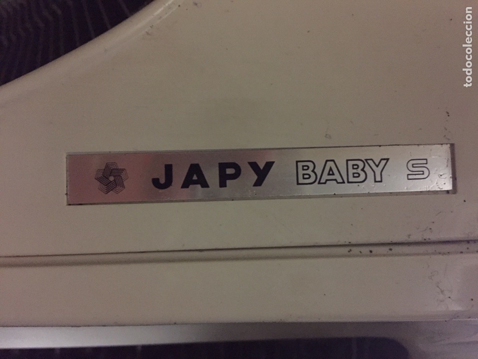 Antig&uuml;edades: M&aacute;quina de escribir Japy - Foto 3
