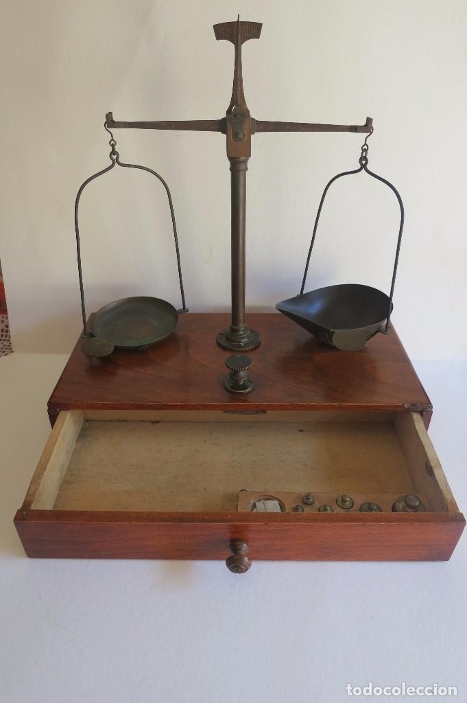 Antig&uuml;edades: Balanza de precision completa - Foto 4