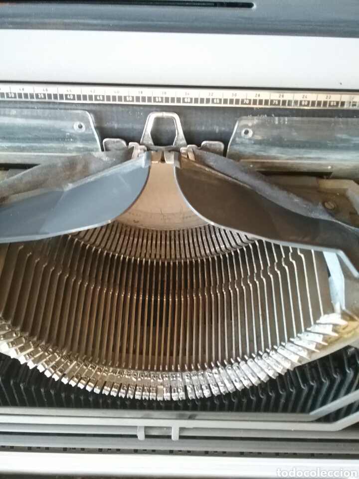 Antig&uuml;edades: M&aacute;quina de escribir, - Foto 3