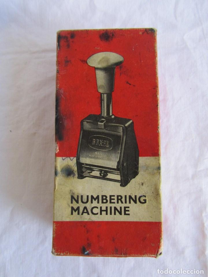 Antig&uuml;edades: Antigua numeradora marca Rexel. Caja original, funcionando - Foto 11
