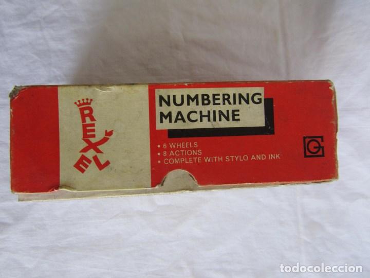 Antig&uuml;edades: Antigua numeradora marca Rexel. Caja original, funcionando - Foto 12