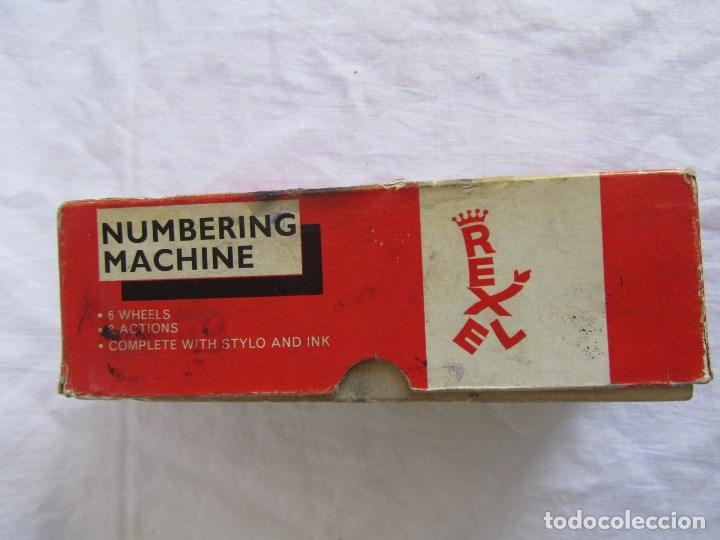 Antig&uuml;edades: Antigua numeradora marca Rexel. Caja original, funcionando - Foto 14