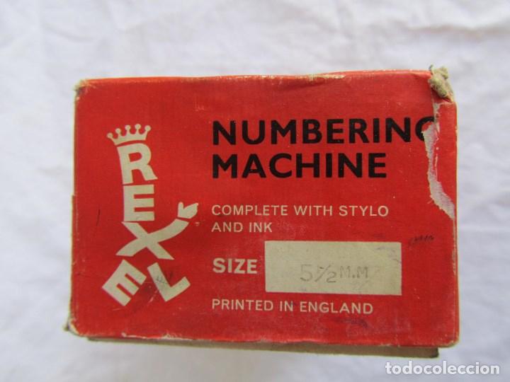 Antig&uuml;edades: Antigua numeradora marca Rexel. Caja original, funcionando - Foto 16