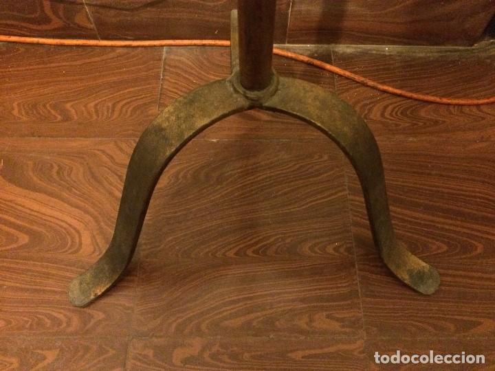 Antig&uuml;edades: ATRIL FORJA Y ORO (leer condiciones de venta). - Foto 4