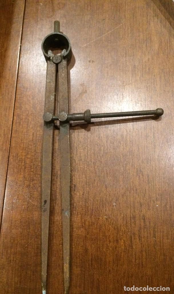 Antig&uuml;edades: Antiguo comp&aacute;s (leer condiciones de venta). - Foto 1