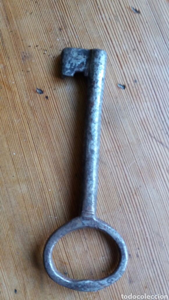 Antig&uuml;edades: Llave antigua hierro - Foto 2