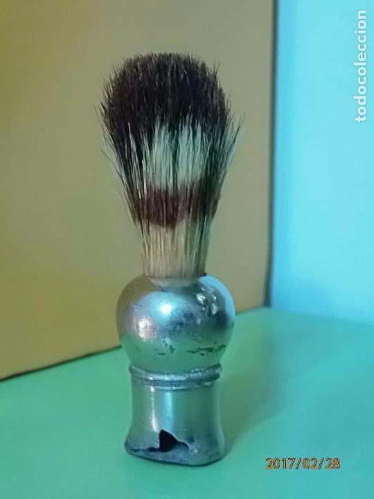 Antig&uuml;edades: BARBER&Iacute;A - BROCHA DE AFEITAR - MATERIAL METAL - Foto 1