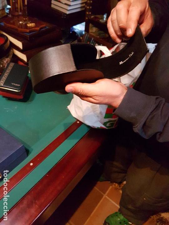 Antig&uuml;edades: BONITA FUNDA DE GAFAS DE PIEL DE LA MARCA MAXIMO DUTTI. - Foto 2