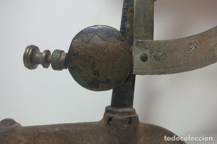 Antig&uuml;edades: antiguo pesacartas 100 gramos - Foto 2