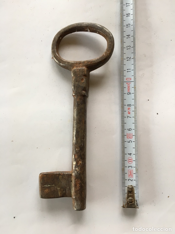 Antig&uuml;edades: Llave de forja.- Siglo XIX - Foto 1