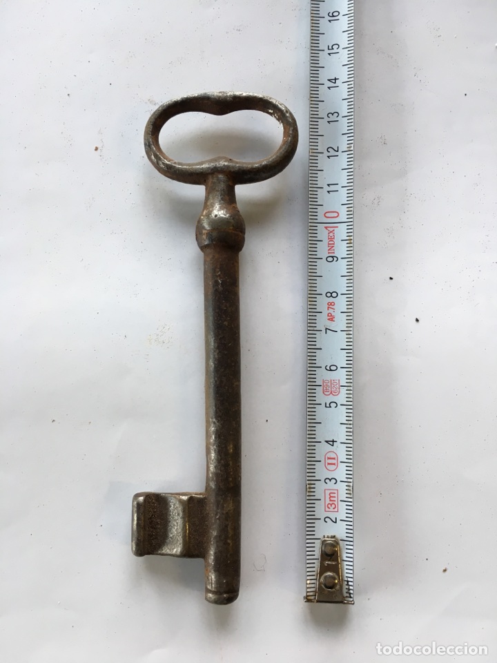 Antig&uuml;edades: Llave de forja.- Siglo XIX - Foto 1