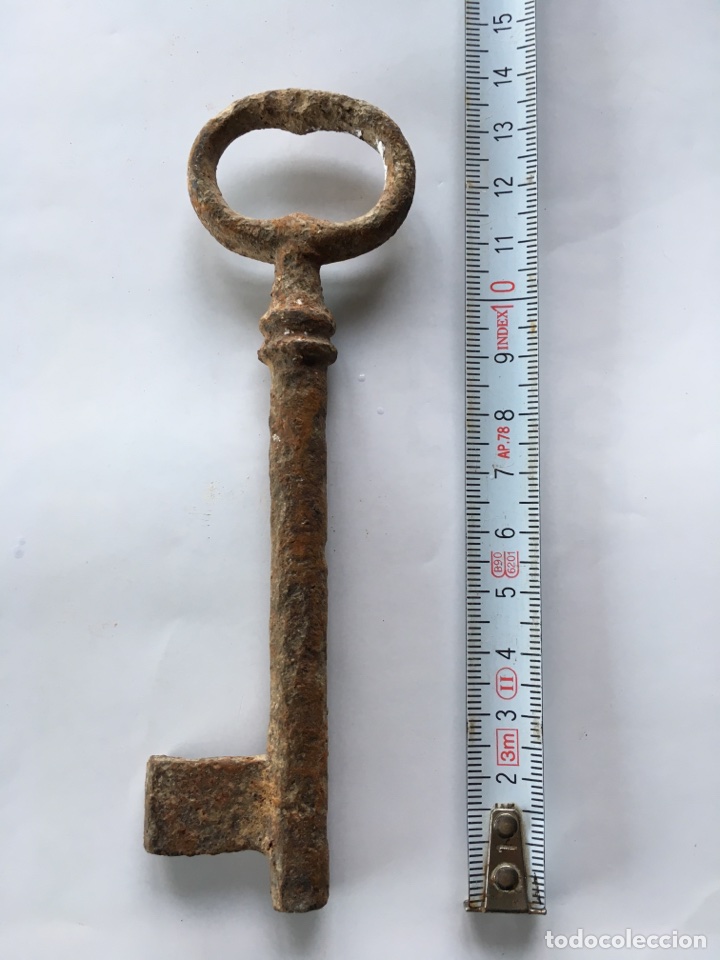 Antig&uuml;edades: Llave de forja.- Siglo XIX - Foto 1