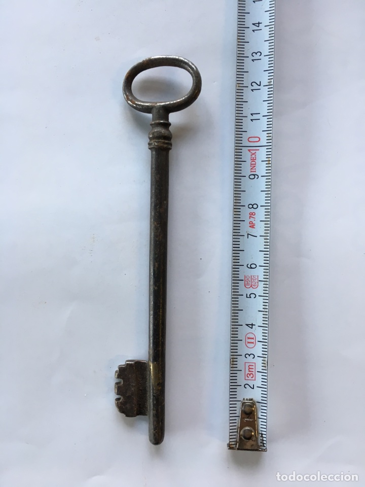 Antig&uuml;edades: Llave de forja.- Siglo XIX - Foto 1