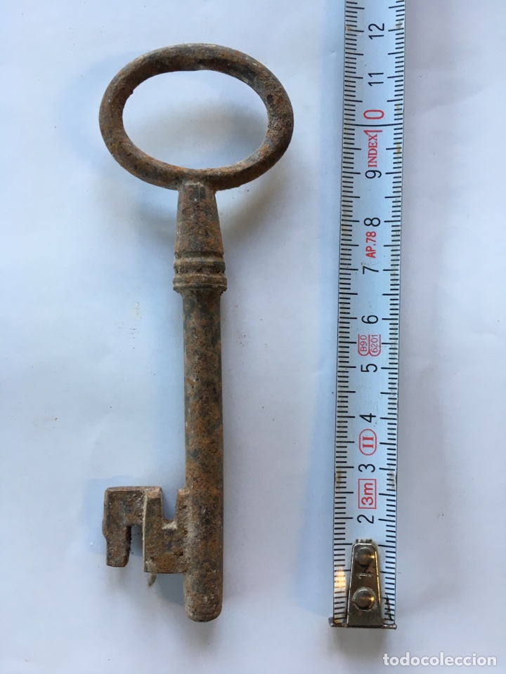 Antig&uuml;edades: Llave de forja.- Siglo XIX - Foto 1