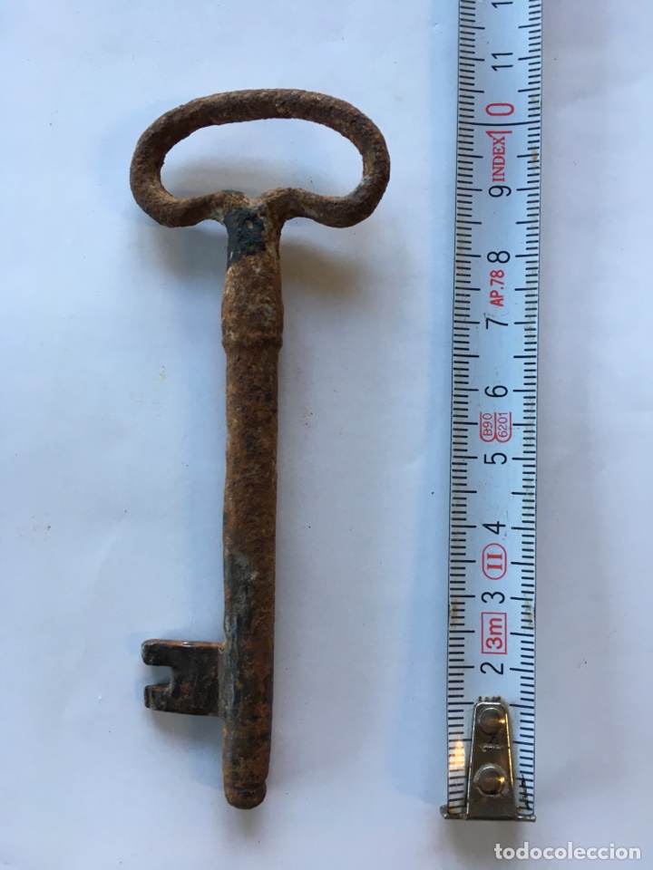 Antig&uuml;edades: Llave de forja.- Siglo XIX - Foto 1