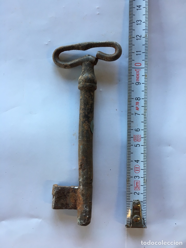 Antig&uuml;edades: Llave de forja.- (h.1920) - Foto 1