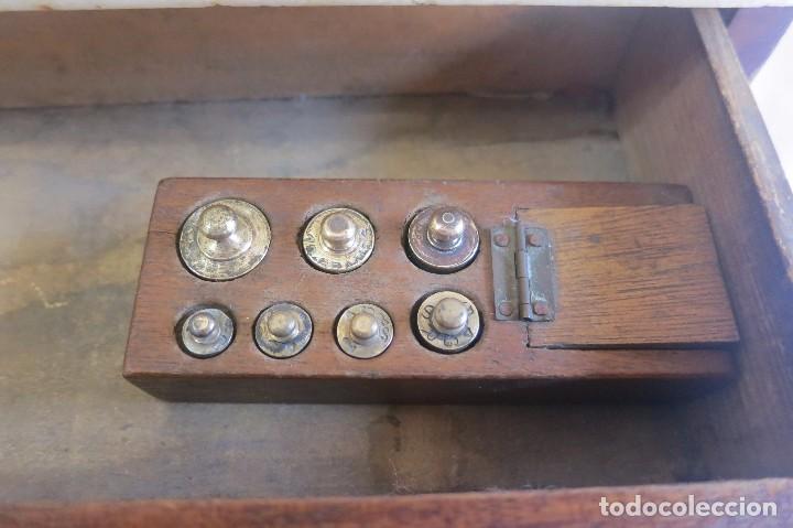 Antig&uuml;edades: antigua balanza de precision - Foto 4