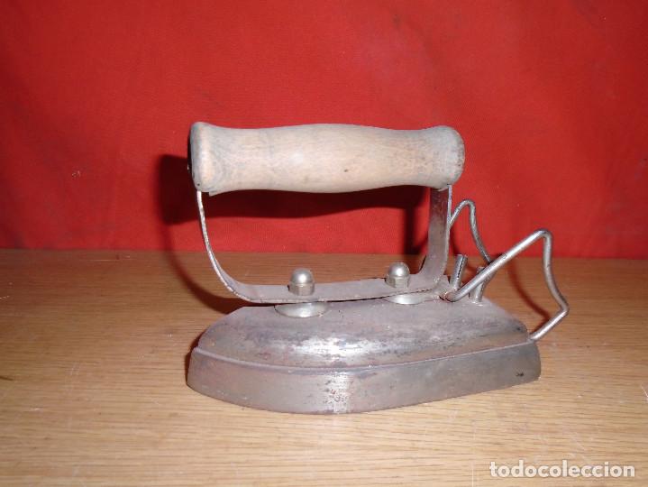 Antig&uuml;edades: PLANCHA ELECTRICA - Foto 1