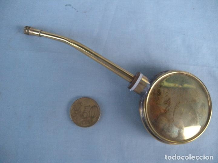 Antig&uuml;edades: ALCUZA ACEITERA PARA ENGRASE - Foto 3