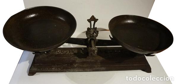 Antig&uuml;edades: Balanza de 10 kg - Foto 1