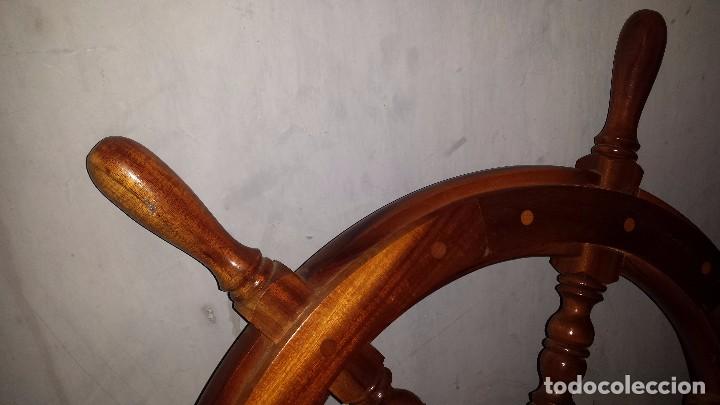Antig&uuml;edades: antiguo timon de madera de barco. - Foto 2