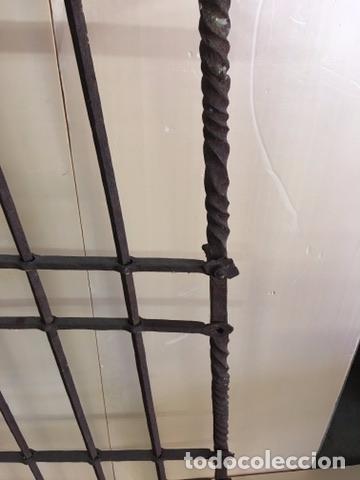 Antig&uuml;edades: REJA DE HIERRO ANTIGUA DE FORJA - Foto 3