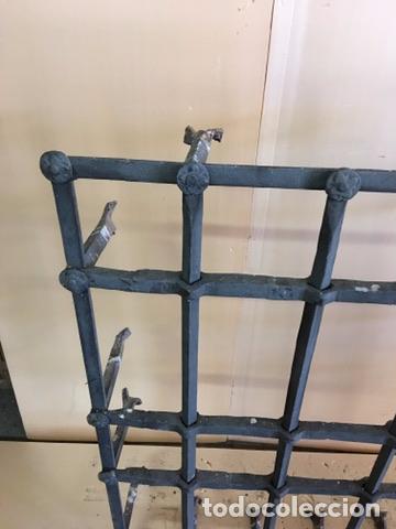 Antig&uuml;edades: REJA DE HIERRO ANTIGUA DE FORJA - Foto 3