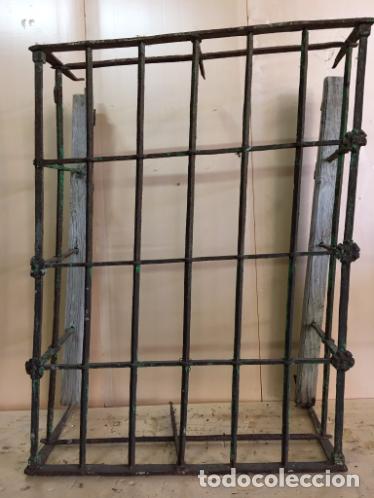 Antig&uuml;edades: REJA DE HIERRO ANTIGUA DE FORJA - Foto 2