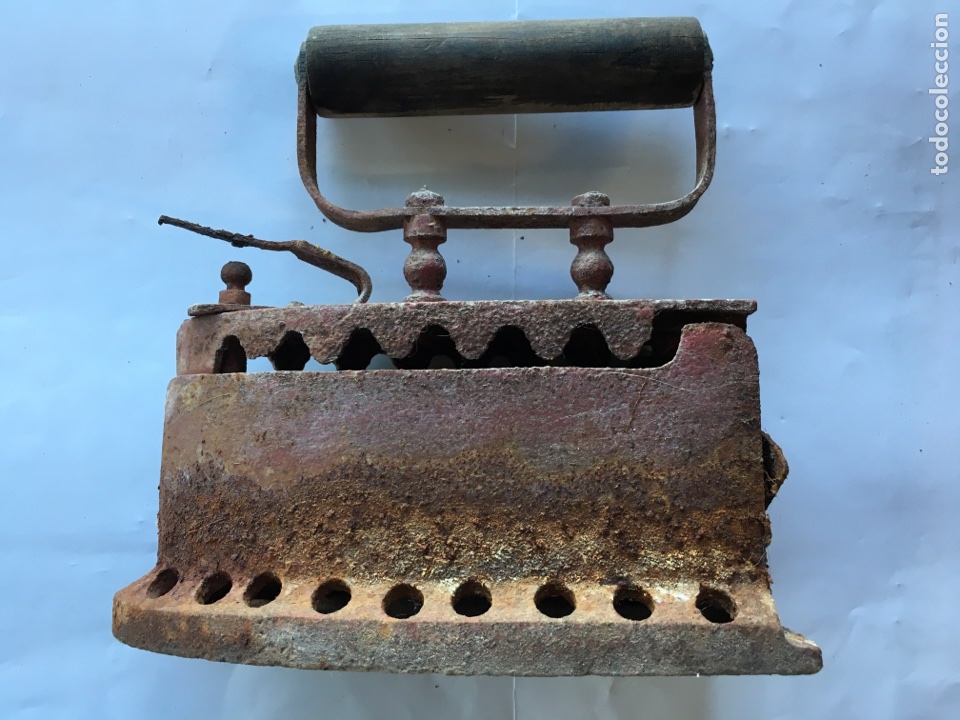 Antig&uuml;edades: Plancha antigua de Carb&oacute;n - Foto 2