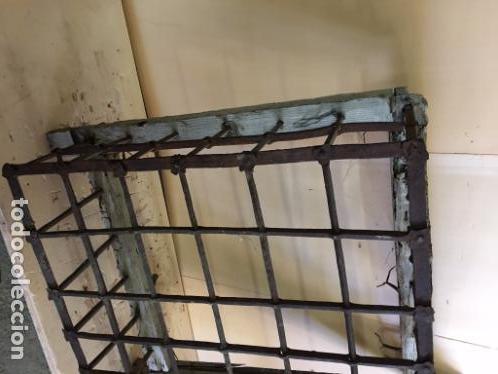 Antig&uuml;edades: REJA DE HIERRO ANTIGUA DE FORJA - Foto 2