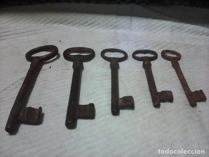 Antig&uuml;edades: llaves antiguas para coleccion - Foto 2