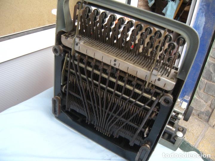 Antig&uuml;edades: M&Aacute;QUINA DE ESCRIBIR OLIVETTI LEXIC&Oacute;N 80 - Foto 8