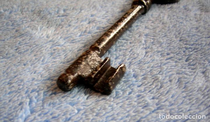 Antig&uuml;edades: LLAVE DE FORJA. HIERRO - Foto 4