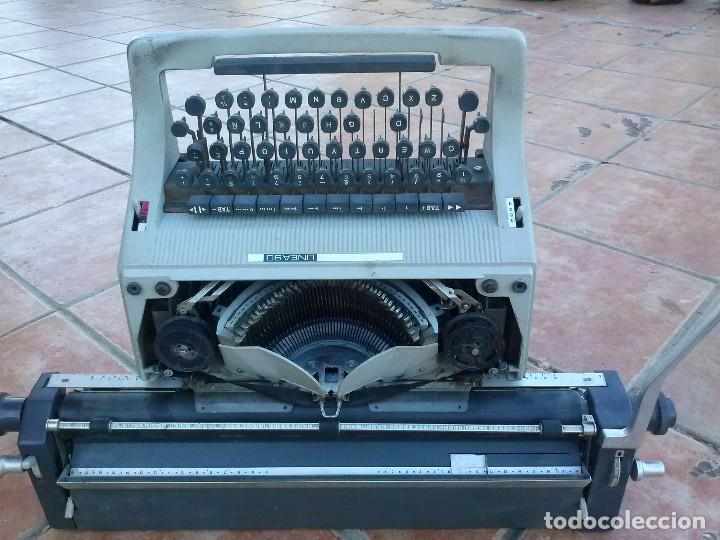 Antig&uuml;edades: Maquina de escribir. Carro grande - Foto 1