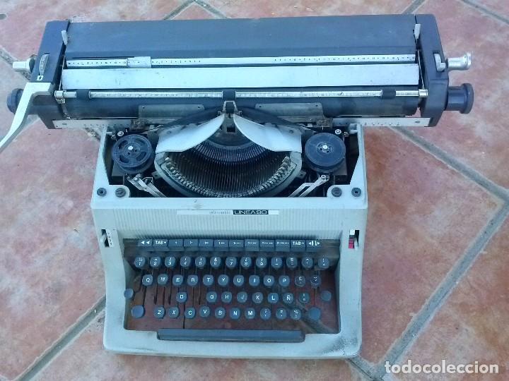 Antig&uuml;edades: Maquina de escribir. Carro grande - Foto 2