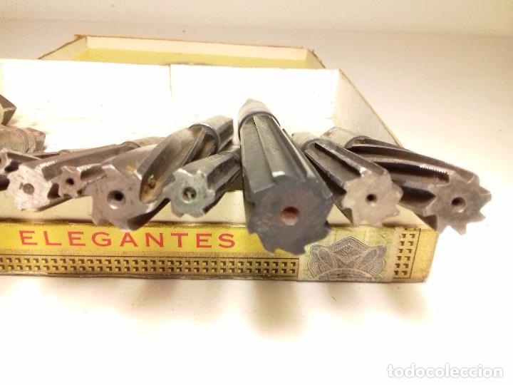 Antig&uuml;edades: JUEGO 19 ESCARIADORES - Foto 3