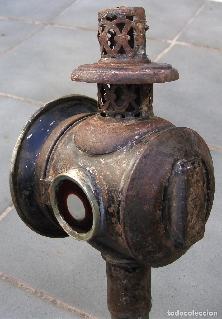 Antig&uuml;edades: peque&ntilde;o farol de carro (30cm aprox) - Foto 7