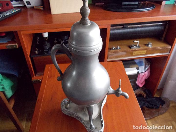 Antig&uuml;edades: cafetera o samovar - Foto 1