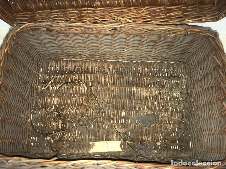 Antig&uuml;edades: ANTIGUA CESTA PARA PECES O ELEMENTOS DE CAZA - Foto 8