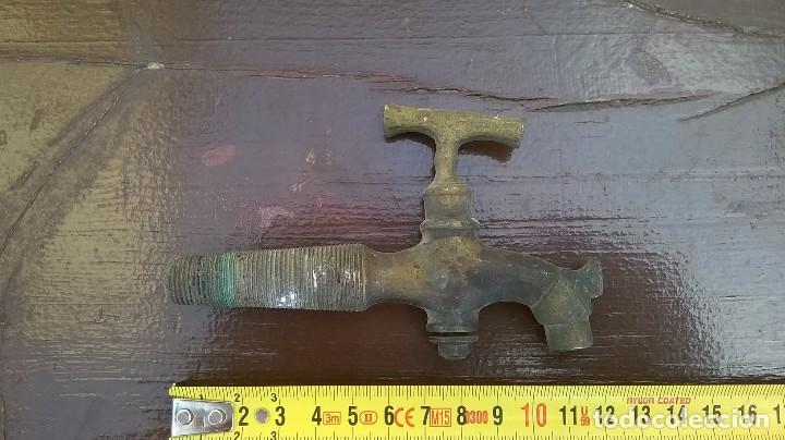 Antig&uuml;edades: Bonito grifo barril bronce - Foto 1