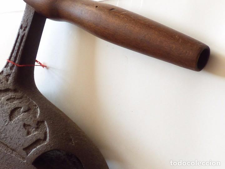 Antig&uuml;edades: MUY RARA PLANCHA. EXTRA&Ntilde;A FORMA - Foto 4
